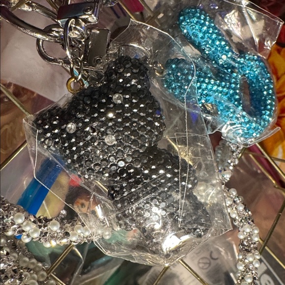 bougie gifts, phone wristlet keychain / purse charms - Picture 3 of 7